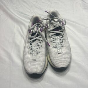 Nike Motiva Women’s Sz 8.5 Photon Dust Hyper Violet Running Sneakers DV1238-009